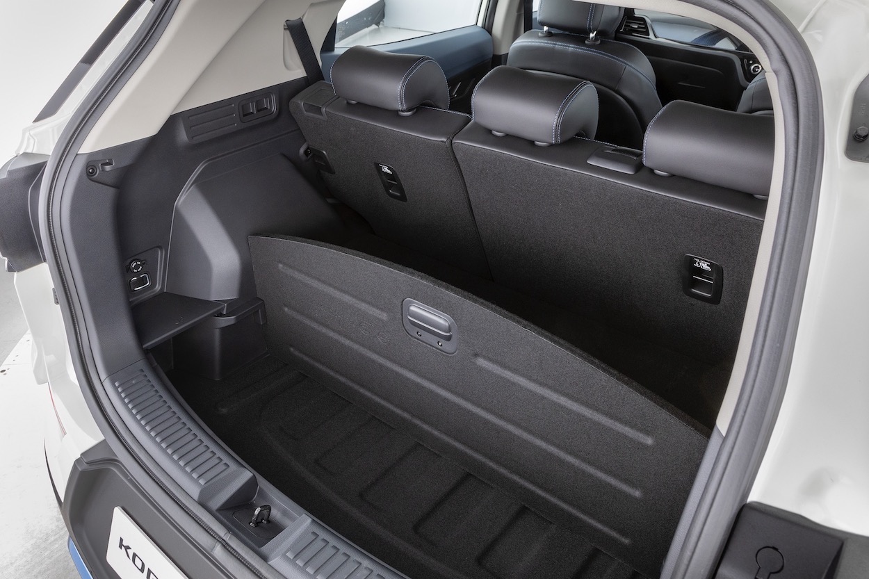 SsangYong Korando e-Motion luggage space, white car